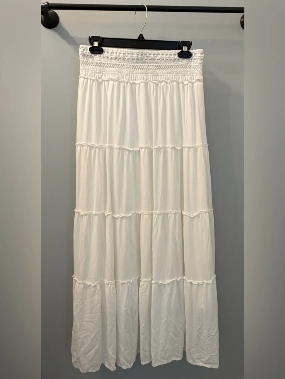 Sincerly Jules White Tiered Maxi Skirt with Smocked Waist - Picture 2 of 6